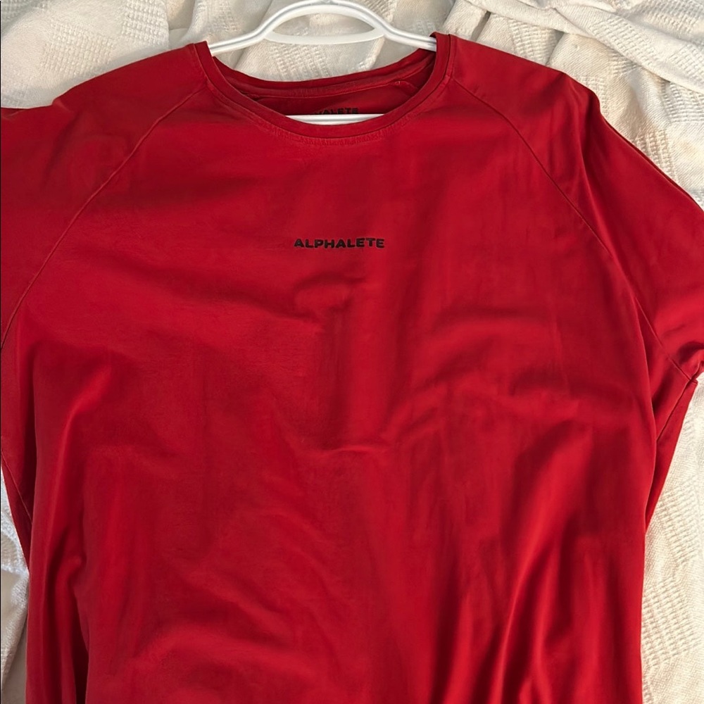 Alphalete performance fit t-shirt